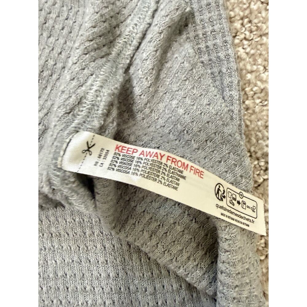 Free People Going Places Gray Button Down Thermal LS Shirt Size LARGE - Picture 9 of 10